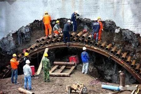 汕头隧道钢花管支护案例